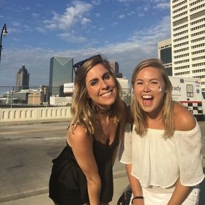 Meet your Posher, Christie